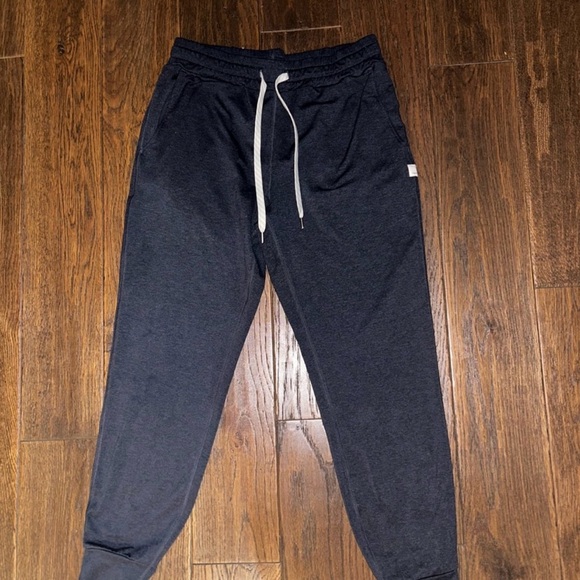Vuori bundle women’s miles joggers - Picture 2 of 9